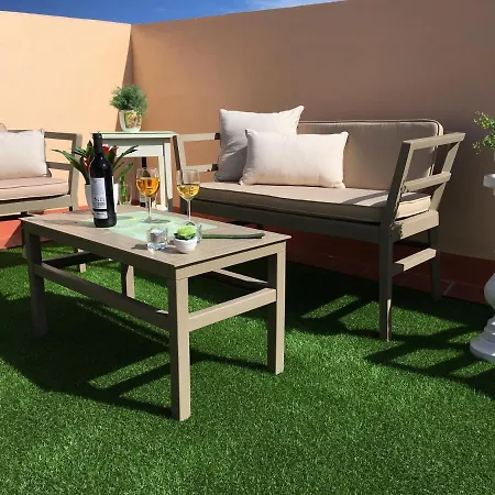 Deluxe 8 Apartament *
